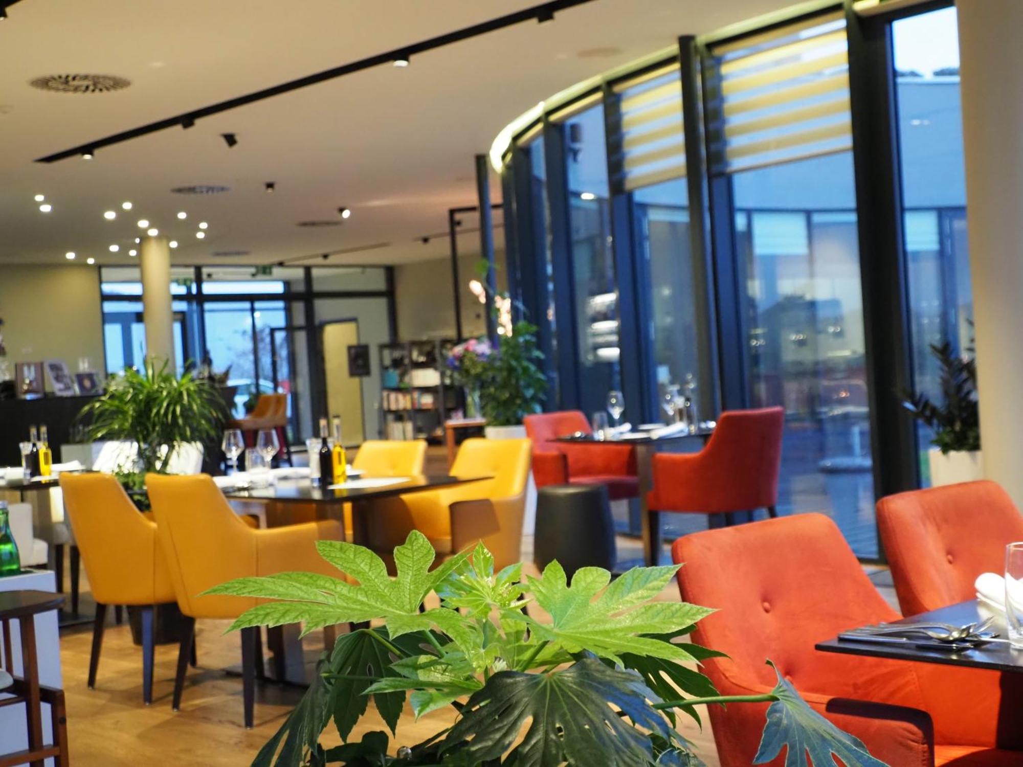 Mg Restaurace/Luxury Apartments Mlada Boleslav Ngoại thất bức ảnh