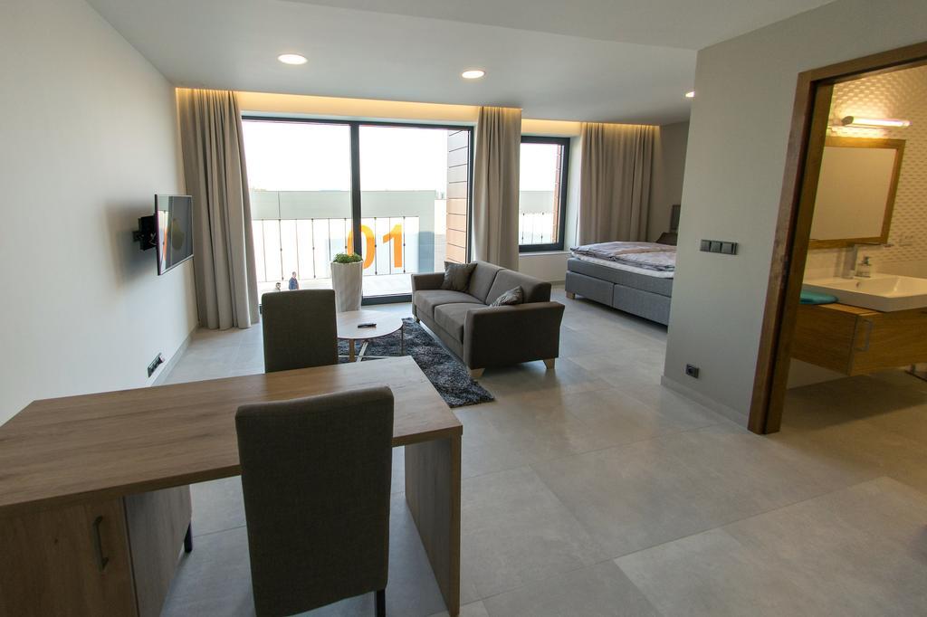 Mg Restaurace/Luxury Apartments Mlada Boleslav Ngoại thất bức ảnh