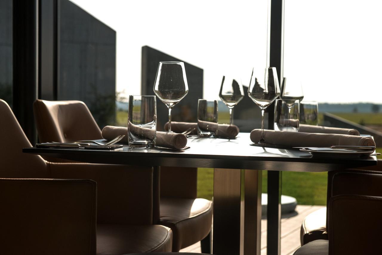 Mg Restaurace/Luxury Apartments Mlada Boleslav Ngoại thất bức ảnh