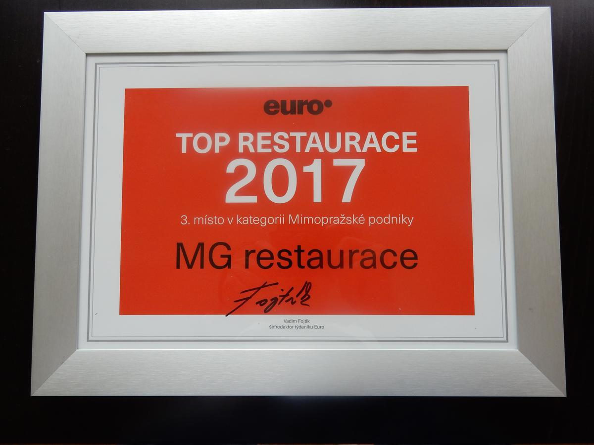 Mg Restaurace/Luxury Apartments Mlada Boleslav Ngoại thất bức ảnh